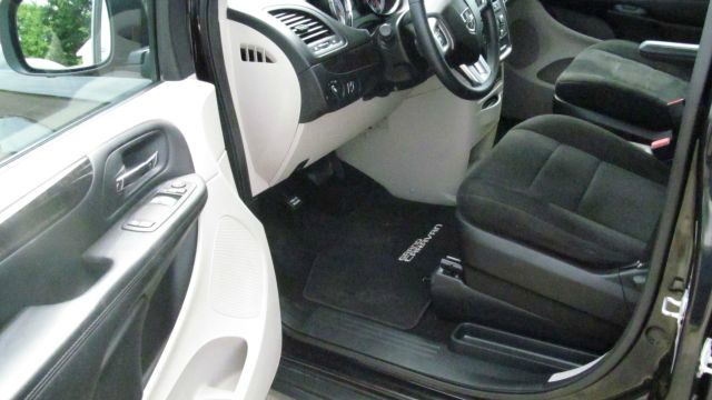 Dodge Grand Caravan SE MiniVan