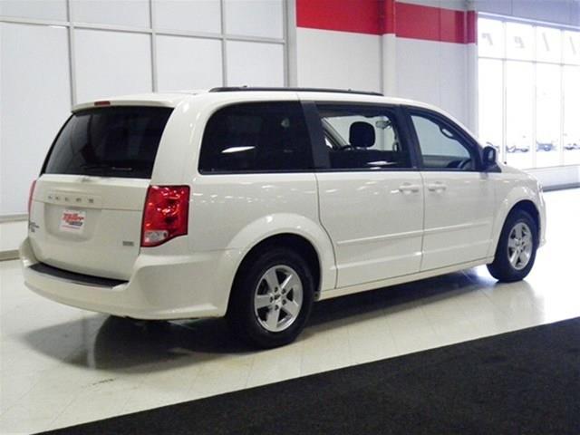 Dodge Grand Caravan 2012 photo 1