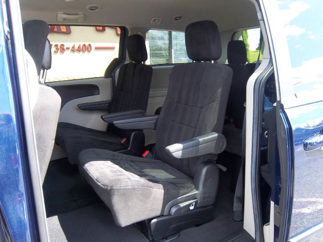 Dodge Grand Caravan 2012 photo 13