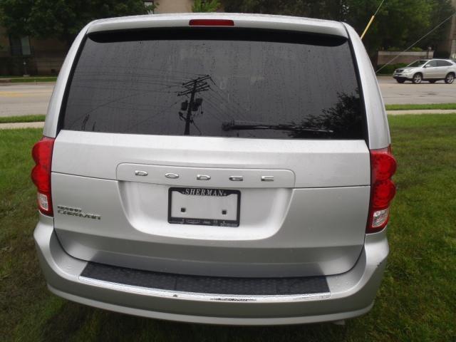 Dodge Grand Caravan 2012 photo 1