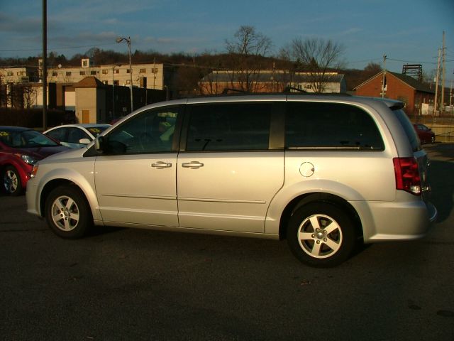 Dodge Grand Caravan 2012 photo 1