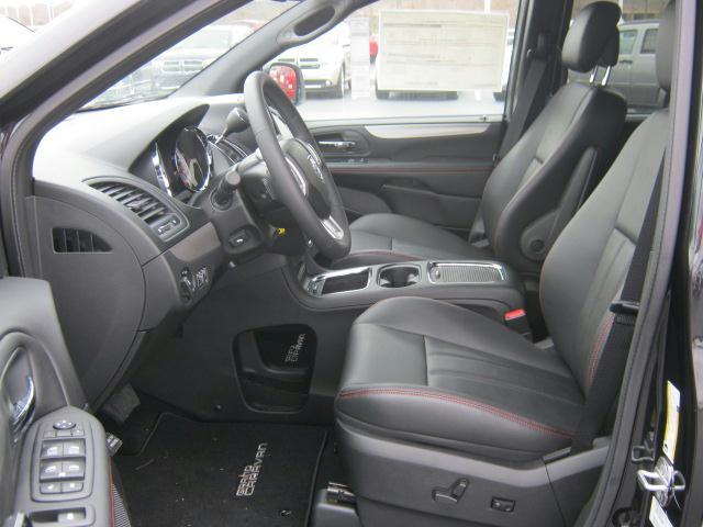 Dodge Grand Caravan 2012 photo 5