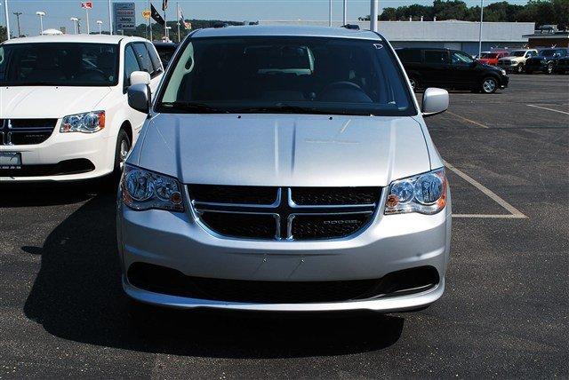 Dodge Grand Caravan 2012 photo 3