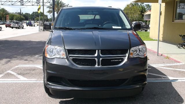 Dodge Grand Caravan 2012 photo 3