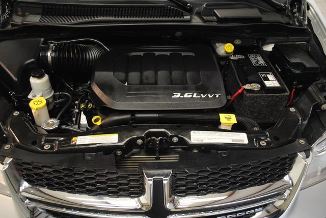 Dodge Grand Caravan 2012 photo 1