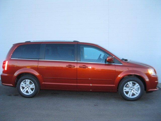 Dodge Grand Caravan 2012 photo 1