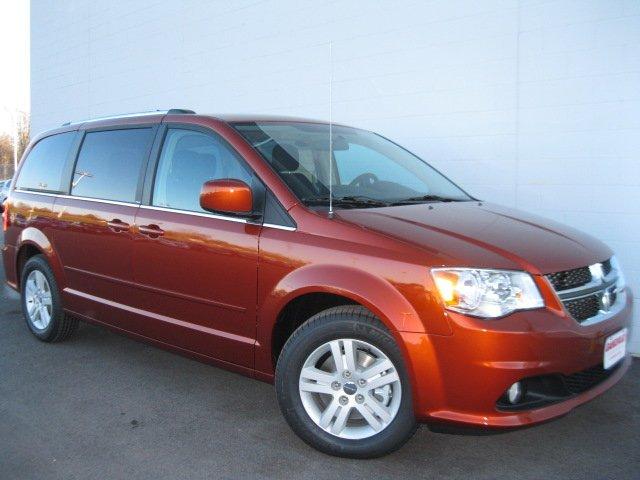 Dodge Grand Caravan 2012 photo 3
