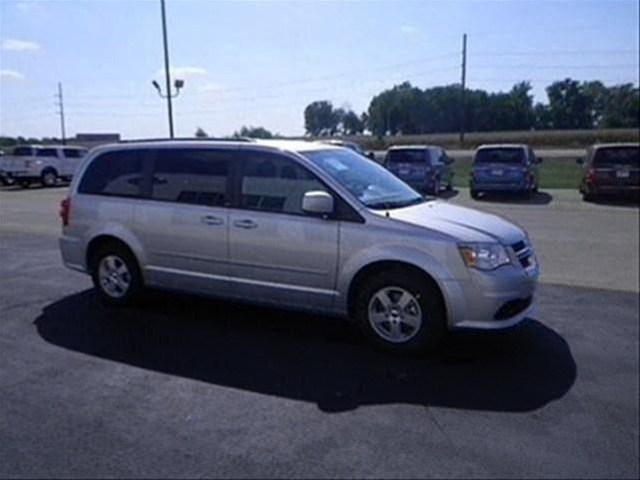 Dodge Grand Caravan 2012 photo 1