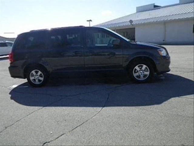 Dodge Grand Caravan 2012 photo 2