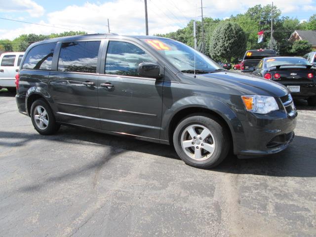 Dodge Grand Caravan 2012 photo 2