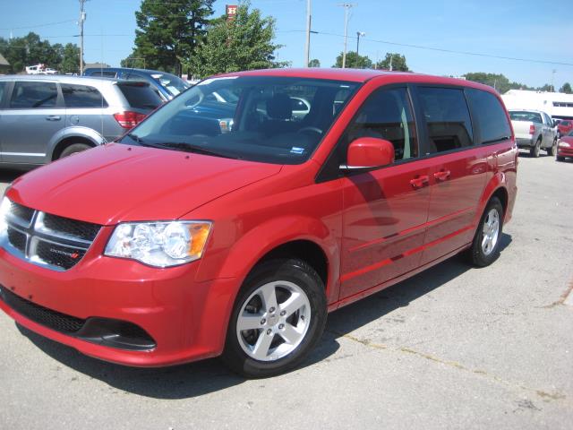 Dodge Grand Caravan 2012 photo 2