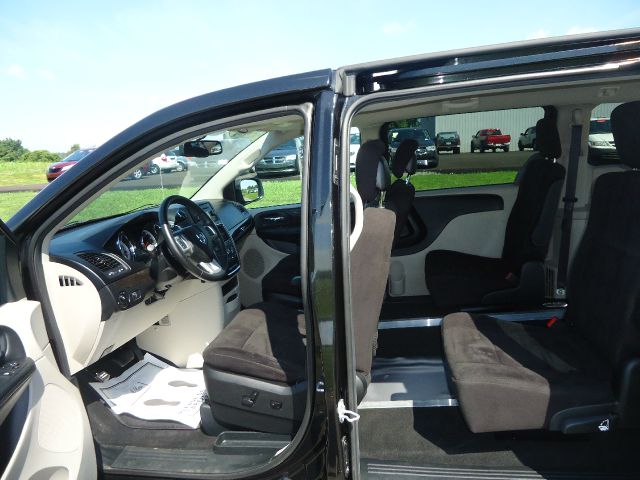 Dodge Grand Caravan 2012 photo 4