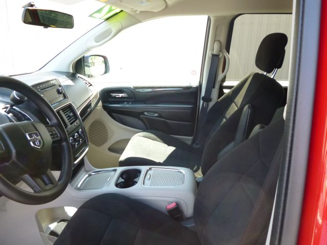 Dodge Grand Caravan 2012 photo 12
