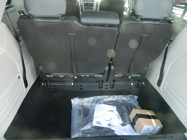 Dodge Grand Caravan 2012 photo 4