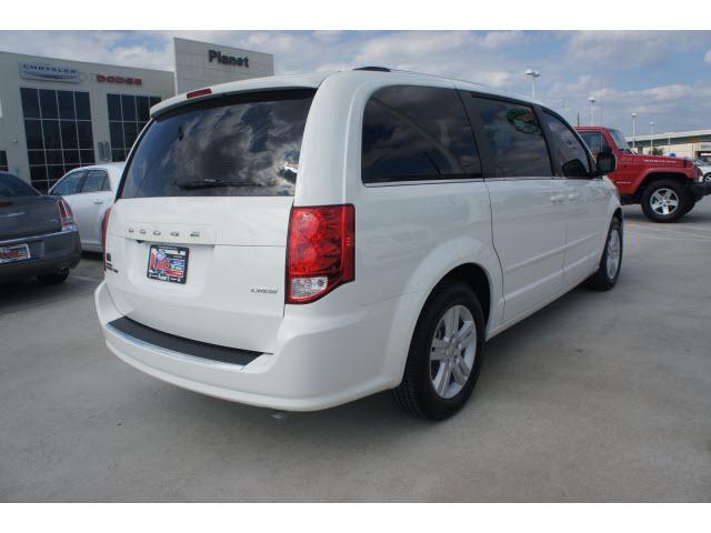 Dodge Grand Caravan 2012 photo 2