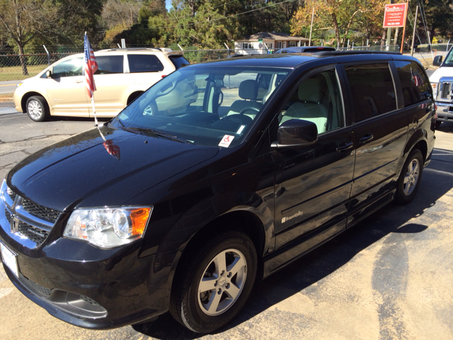Dodge Grand Caravan 2012 photo 2