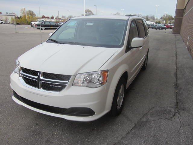 Dodge Grand Caravan 2012 photo 2