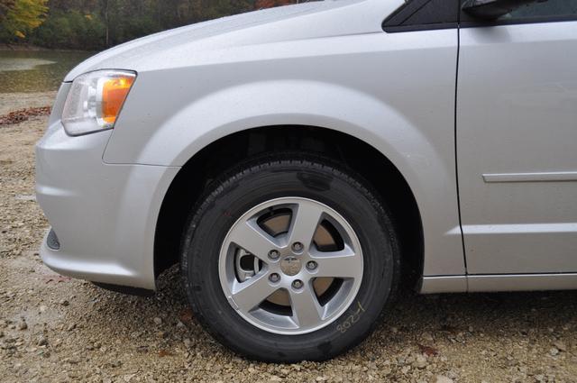 Dodge Grand Caravan 2012 photo 1