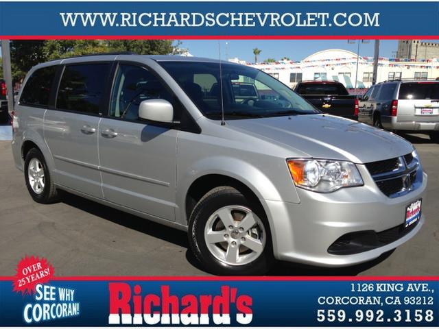 Dodge Grand Caravan 2012 photo 2