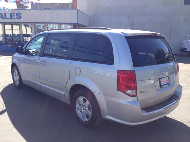 Dodge Grand Caravan 2012 photo 4