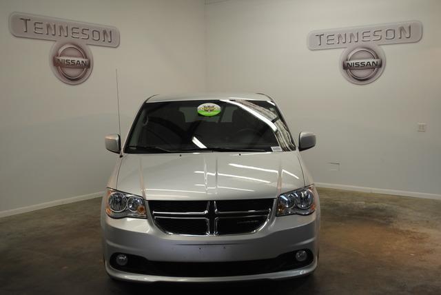 Dodge Grand Caravan 2012 photo 2