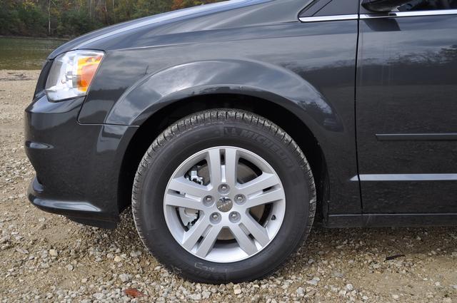 Dodge Grand Caravan 2012 photo 1