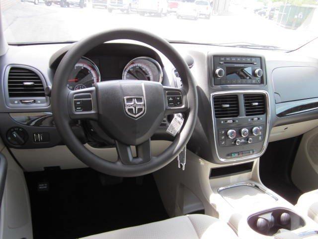 Dodge Grand Caravan 2012 photo 5