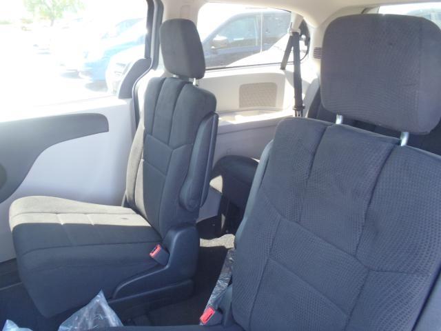 Dodge Grand Caravan 2013 photo 8