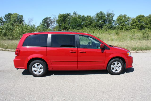 Dodge Grand Caravan 2013 photo 4