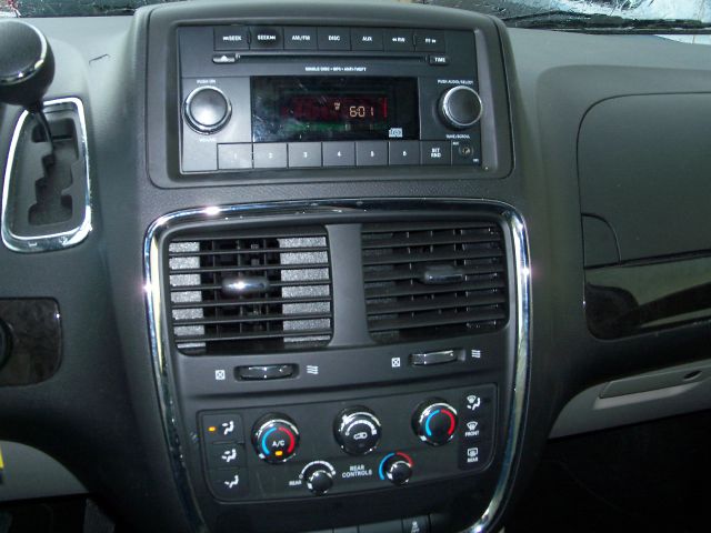 Dodge Grand Caravan 2013 photo 6