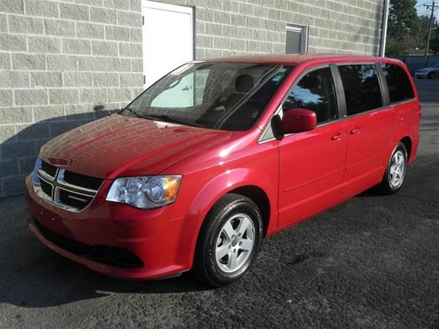 Dodge Grand Caravan 2013 photo 1