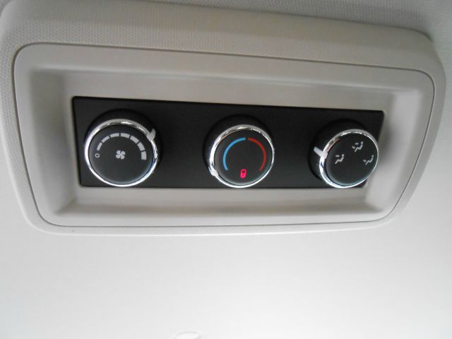 Dodge Grand Caravan 2013 photo 18