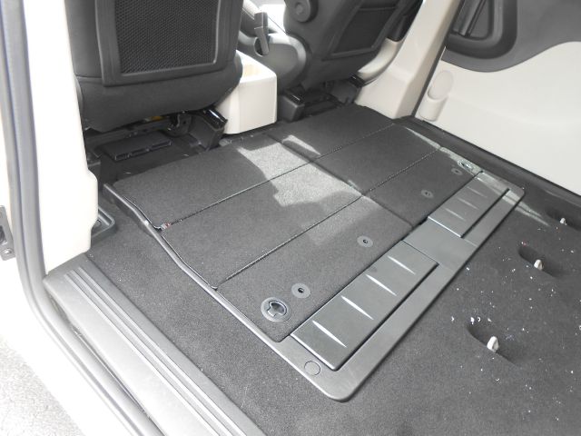 Dodge Grand Caravan 2013 photo 19