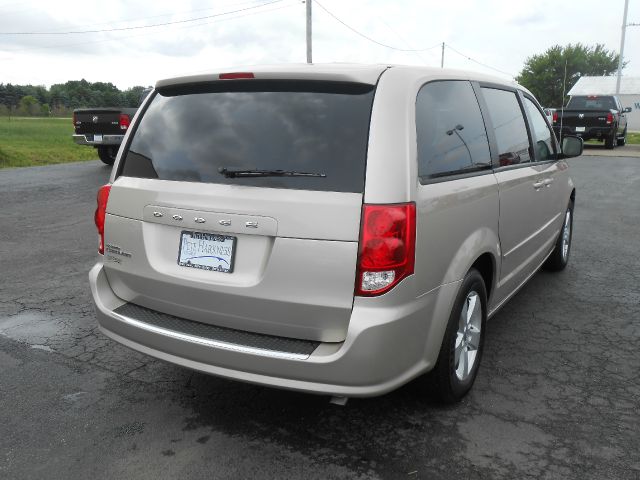 Dodge Grand Caravan 2013 photo 26