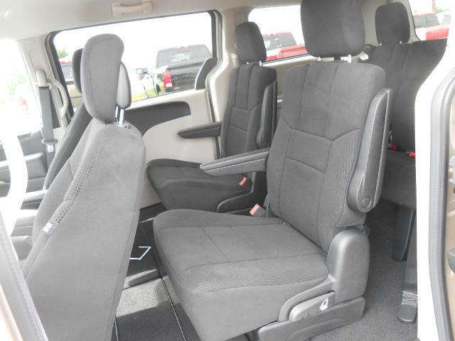 Dodge Grand Caravan 2013 photo 3