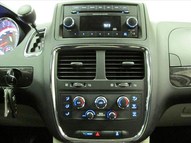Dodge Grand Caravan 2013 photo 4