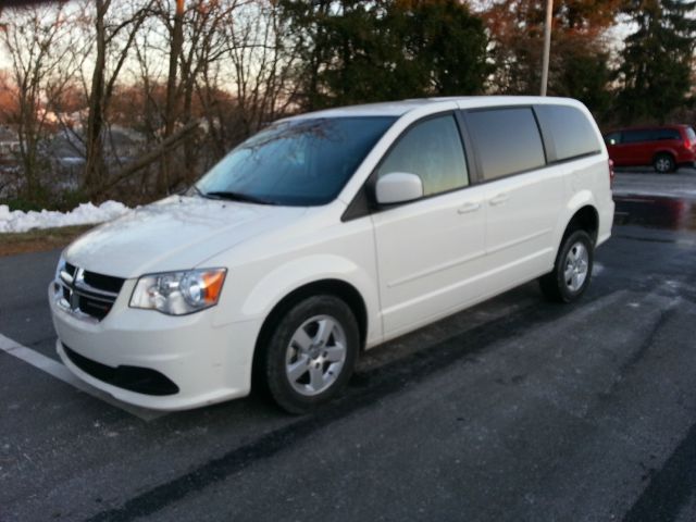 Dodge Grand Caravan 2013 photo 4