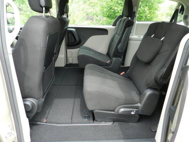 Dodge Grand Caravan 2013 photo 4