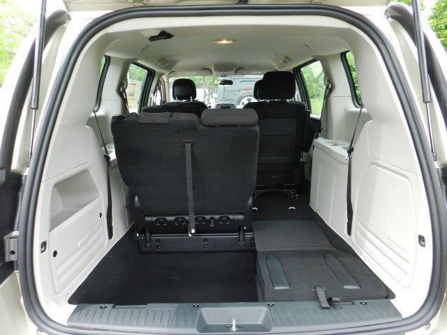 Dodge Grand Caravan 2013 photo 8
