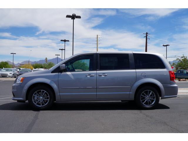 Dodge Grand Caravan 2013 photo 1