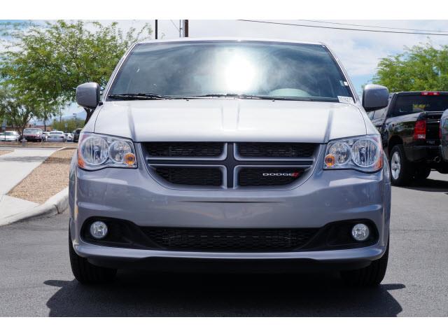 Dodge Grand Caravan 2013 photo 3