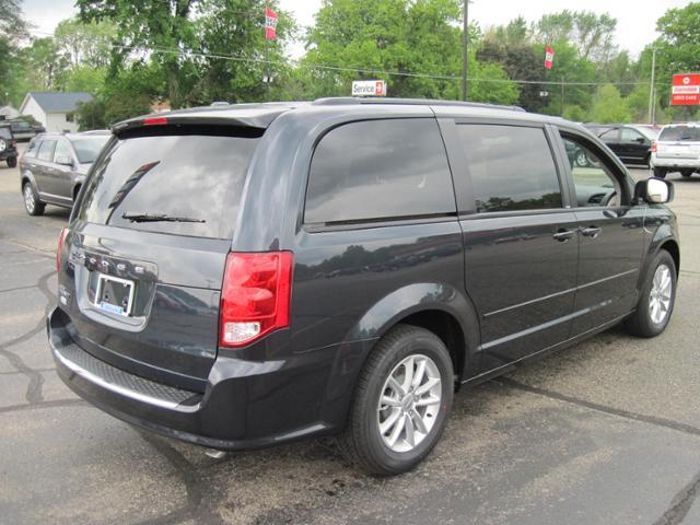 Dodge Grand Caravan 2013 photo 1