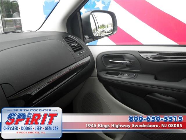 Dodge Grand Caravan 2013 photo 4