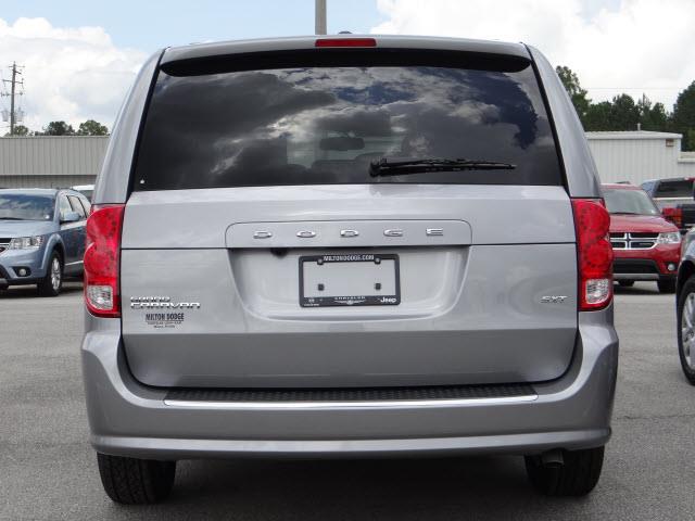 Dodge Grand Caravan 2014 photo 2