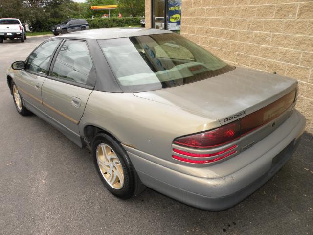 Dodge Intrepid 1994 photo 4