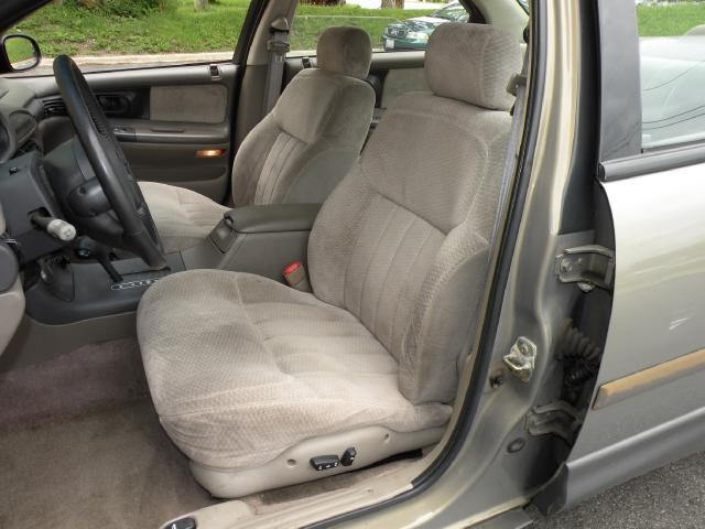 Dodge Intrepid 1994 photo 8