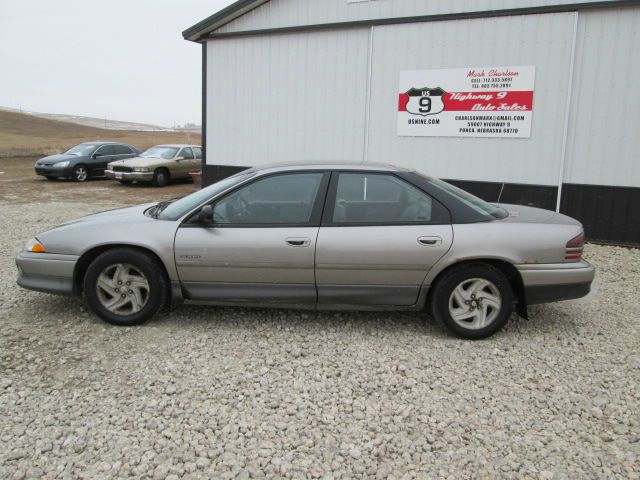 Dodge Intrepid 1995 photo 4