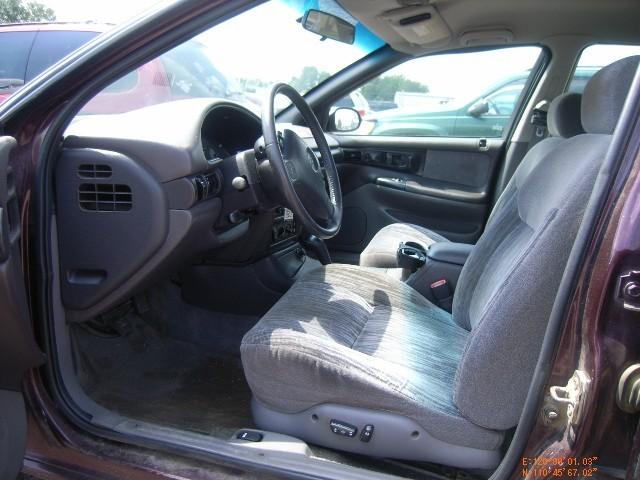 Dodge Intrepid 1997 photo 4