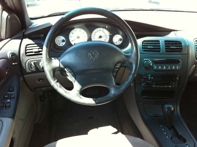 Dodge Intrepid 1998 photo 2