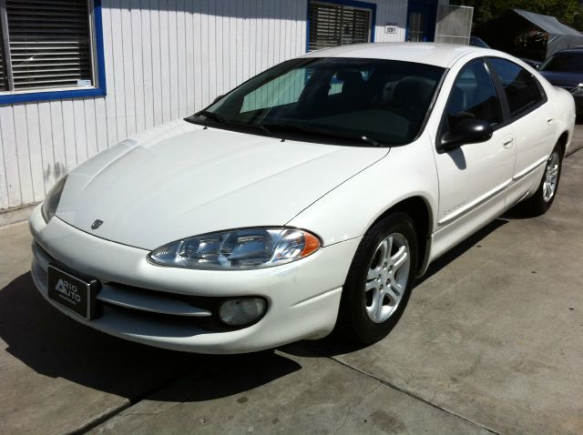Dodge Intrepid 1998 photo 3